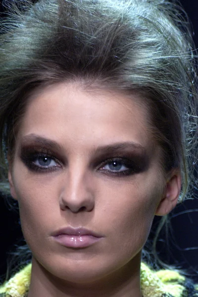Look 1